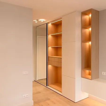 Henry's Appt With A Private 414 - Shared Kitchen * Luxembourg By