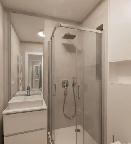 아파트 Henry's Appt With A Private 414 - Shared Kitchen 룩셈부르크