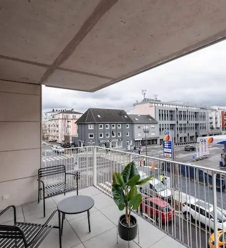 Apartment Henry's Appt With A Private 414 - Shared Kitchen