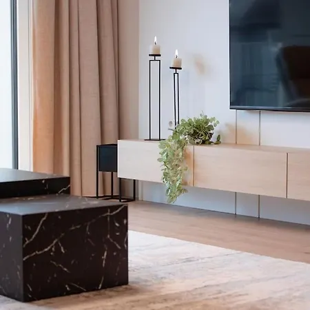 Apartment Henry's Appt With A Private 414 - Shared Kitchen *